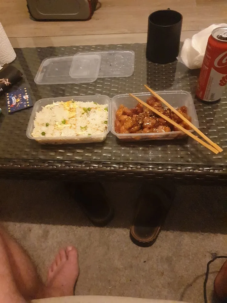 Poulet Au Caramel Et Riz Cantonais